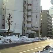 ホテル ES（エス）(札幌市中央区/ラブホテル)の写真『昼の外観』by 北の大地