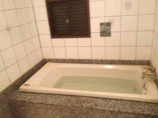フランセ(八王子市/ラブホテル)の写真『フランセ906お湯を張った浴槽』by 瓢箪から狛犬