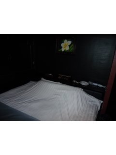 Hotel Bali&Thai 福生店(福生市/ラブホテル)の写真『21号室ベッド』by スラリン