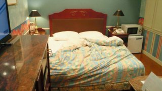 閉店？したホテル(ID:23230)(相模原市/ラブホテル)の写真『310号室 部屋のベッドの写真です 全体的に綺麗でゆっくりできる広さでした』by あっち