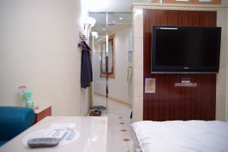 HOTEL STATION 迎賓館(台東区/ラブホテル)の写真『501号室 奥からの景色』by マーケンワン