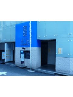 HOTEL STELLATE(ステラート)(新宿区/ラブホテル)の写真『昼の入口』by スラリン