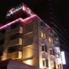 HOTEL The AMERICAN(アメリカン)(江戸川区/ラブホテル)の写真『夜の外観２』by スラリン