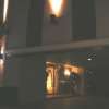 アニバーサリー(八王子市/ラブホテル)の写真『アニバーサリー１、夜の入り口』by もんが～