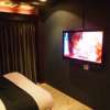ラックス(台東区/ラブホテル)の写真『207号室に設置されているテレビ』by 無類の巨乳好き