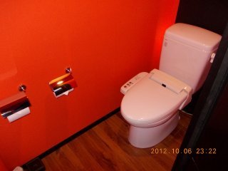 ブルージェ新座(新座市/ラブホテル)の写真『101号室トイレ』by チョッパー
