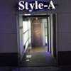 HOTEL  Style-A(新宿区/ラブホテル)の写真『夜の入口１（近景）』by スラリン