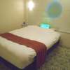 PLAZA K(プラザＫ)(八王子市/ラブホテル)の写真『401号室、ベッド』by もんが～
