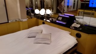 アマン(東久留米市/ラブホテル)の写真『108号室ベッド。向こう側は鏡になっている。』by 春風拳