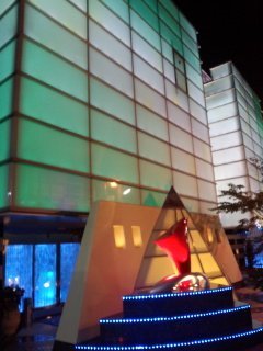 ラフェスタ吉祥寺(武蔵野市/ラブホテル)の写真『夜の外観』by ごえもん（運営スタッフ）