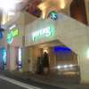 HOTEL LA LUNE(横浜市中区/ラブホテル)の写真『夜の駐車場入口』by 郷ひろし（運営スタッフ）