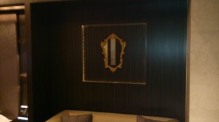 HOTEL AILU(アイル)(豊島区/ラブホテル)の写真『６０５号室 壁インテリア』by ハンプティ・ダンプティ
