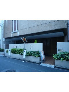 愛(新宿区/ラブホテル)の写真『昼の入口』by スラリン