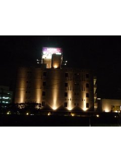 シェレナ(国立市/ラブホテル)の写真『夜の外観１』by スラリン