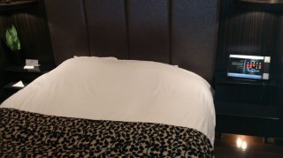 HOTEL AILU(アイル)(豊島区/ラブホテル)の写真『６０５号室 ベッド ベッド』by ハンプティ・ダンプティ
