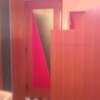 ホテル ラヴィ(川崎市中原区/ラブホテル)の写真『302室ベッドからの眺め（右の板の裏が洗面）』by 市