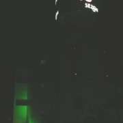 10SEZON朝霞（テンセゾンアサカ）(朝霞市/ラブホテル)の写真『夜の外観（横側から）』by もんが～