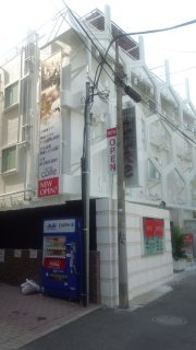 HOTEL CORE(渋谷区/ラブホテル)の写真『外観②』by 子持ちししゃも