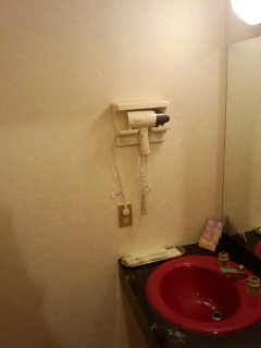 HOTEL 叶(KANOU）(新宿区/ラブホテル)の写真『301号室洗面台（トイレと同じ部屋です）』by ごえもん（運営スタッフ）