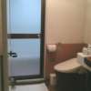 フロンティア(八王子市/ラブホテル)の写真『403号室、洗面所はバリアフリー設計になっている為、トイレの仕切はありませんでした。』by もんが～