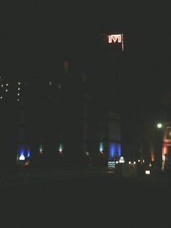 Riverside Kojo(相模原市/ラブホテル)の写真『夜の外観』by もんが～