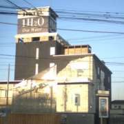 HOTEL 1H2O 横田Base(瑞穂町/ラブホテル)の写真『朝の外観』by もんが～