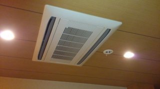 HOTEL ザ・ウエスト(八王子市/ラブホテル)の写真『２０７号室 天井エアコン』by ハンプティ・ダンプティ