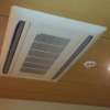 HOTEL ザ・ウエスト(八王子市/ラブホテル)の写真『２０７号室 天井エアコン』by ハンプティ・ダンプティ