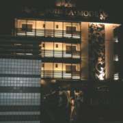 ラモード大宮(さいたま市北区/ラブホテル)の写真『夜の外観』by もんが～
