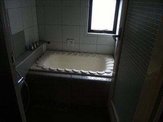 CHECK INN BALI(豊島区/ラブホテル)の写真『304浴室』by 3月9日