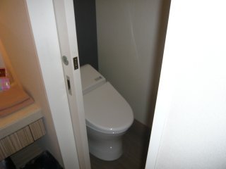 HOTEL ROY（ロイ）(横浜市南区/ラブホテル)の写真『502号室 トイレ』by 悪いモン食べてりゃそりゃアタるよねぇ