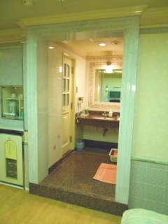 フランセ(八王子市/ラブホテル)の写真『305号室、洗面所』by もんが～