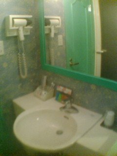 RING MY BELL（リングマイベル）(相模原市/ラブホテル)の写真『405号室、洗面台』by ごえもん（運営スタッフ）