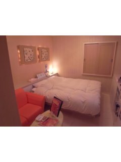 Re･stay（レステイ）府中(府中市/ラブホテル)の写真『３０３号室 ベッド』by みゃちょう