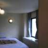 ホテルシティ(立川市/ラブホテル)の写真『307号室 バスルームから部屋の眺め』by 市