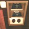 HOTEL SKY PARK（スカイパーク）(新座市/ラブホテル)の写真『502号室、ゲームパッドとカラオケマイク』by もんが～