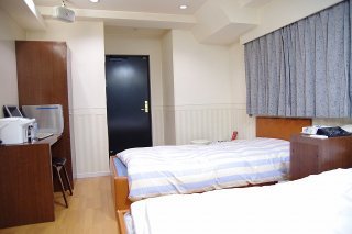 サンマリン(新宿区/ラブホテル)の写真『901号室 奥からの景色』by マーケンワン