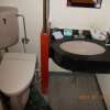 ホテル ステーション本店(台東区/ラブホテル)の写真『211号室トイレと洗面台、トイレは狭くて座れません。』by チョッパー