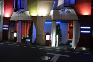 イマージュ(新宿区/ラブホテル)の写真『夜の入口』by スラリン