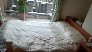 サンマリン(新宿区/ラブホテル)の写真『ベッド』by 子持ちししゃも