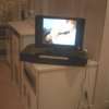 フランセ(八王子市/ラブホテル)の写真『910号室、テレビ（液晶テレビですが、かなり小さいサイズでした・・・）』by もんが～