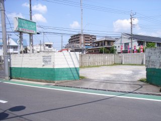 ファーストウッド勝田台(八千代市/ラブホテル)の写真『駐車場』by ホテルレポったー