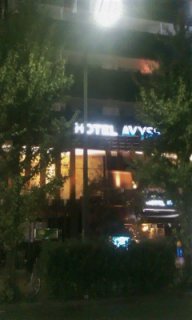 ホテルAVYSS(アビス)(新宿区/ラブホテル)の写真『夜の外観』by 子持ちししゃも