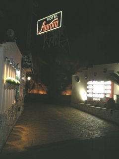 Aurorra(オーロラ)(あきる野市/ラブホテル)の写真『夜の入り口』by もんが～