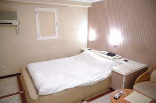 HOTEL Sun（サン）(新宿区/ラブホテル)の写真『601号室　入口からの景色』by マーケンワン