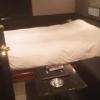 ホテルLios（リオス）(渋谷区/ラブホテル)の写真『402号室のベッド。標準だと思います。』by かまってにゃん