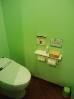 カラフルＰ＆Ａ新宿(新宿区/ラブホテル)の写真『602のトイレ』by まさおじさん