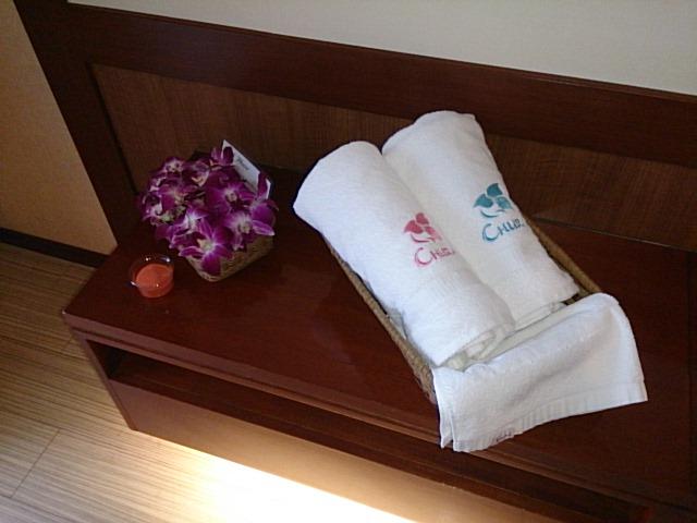 バニラリゾートちゅら(三芳町/ラブホテル)の写真『露天風呂用タオル』by おむすび