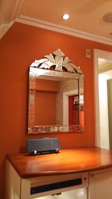 ホテルCLAiRE（クレア）(渋谷区/ラブホテル)の写真『103号室。おしゃれな大きい鏡』by かまってにゃん