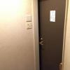 hotel SKY ROAD(豊島区/ラブホテル)の写真『121号室　玄関』by エレクト1000